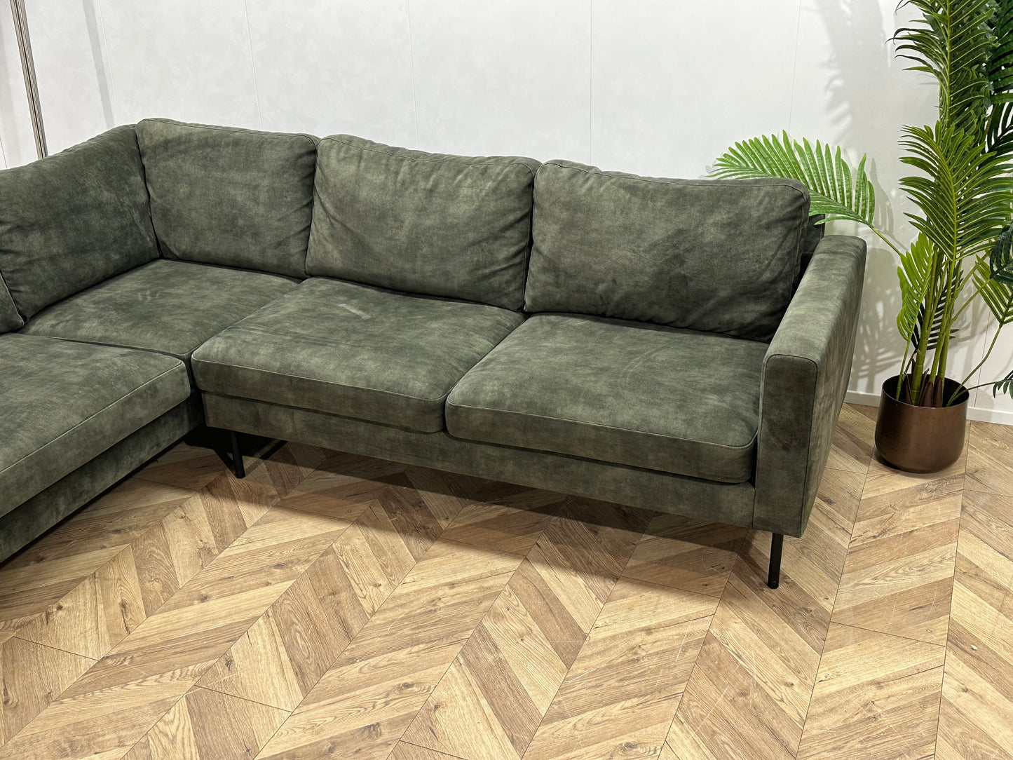 Groene Velvet Hoekbank ~ Losse Kussens Met Afneembare Hoezen