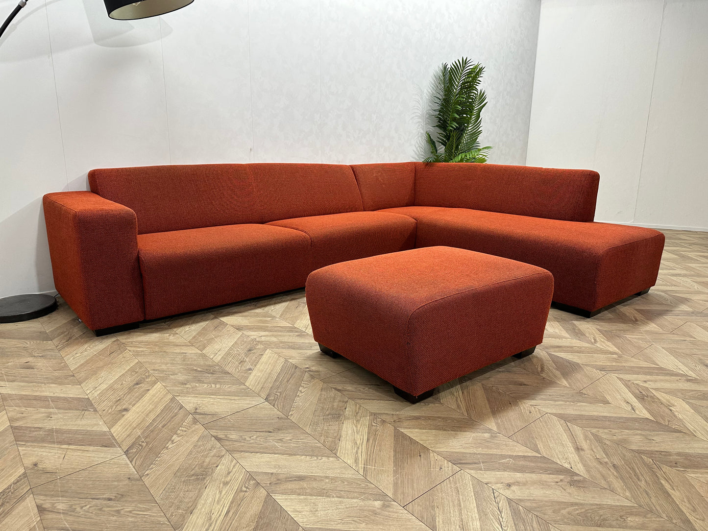 Bruin\Rode Montèl Hoekbank Inc Hocker ~ Vaste Kussens