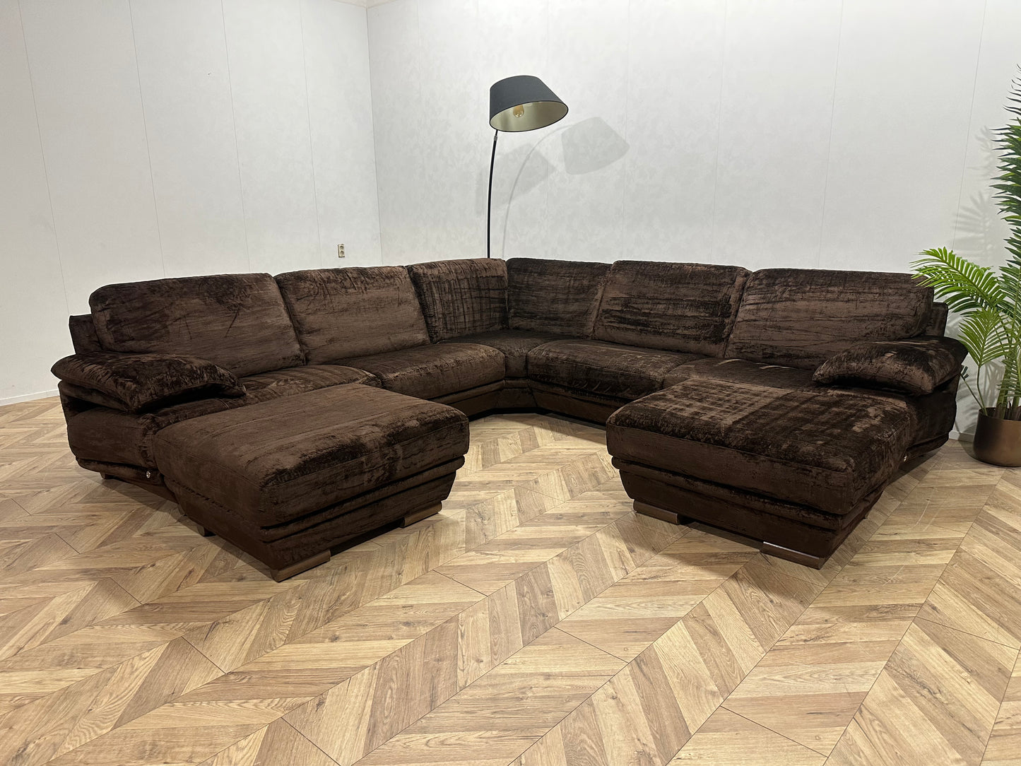 Umix Bruine Velvet U Bank ~ Vaste Kussens