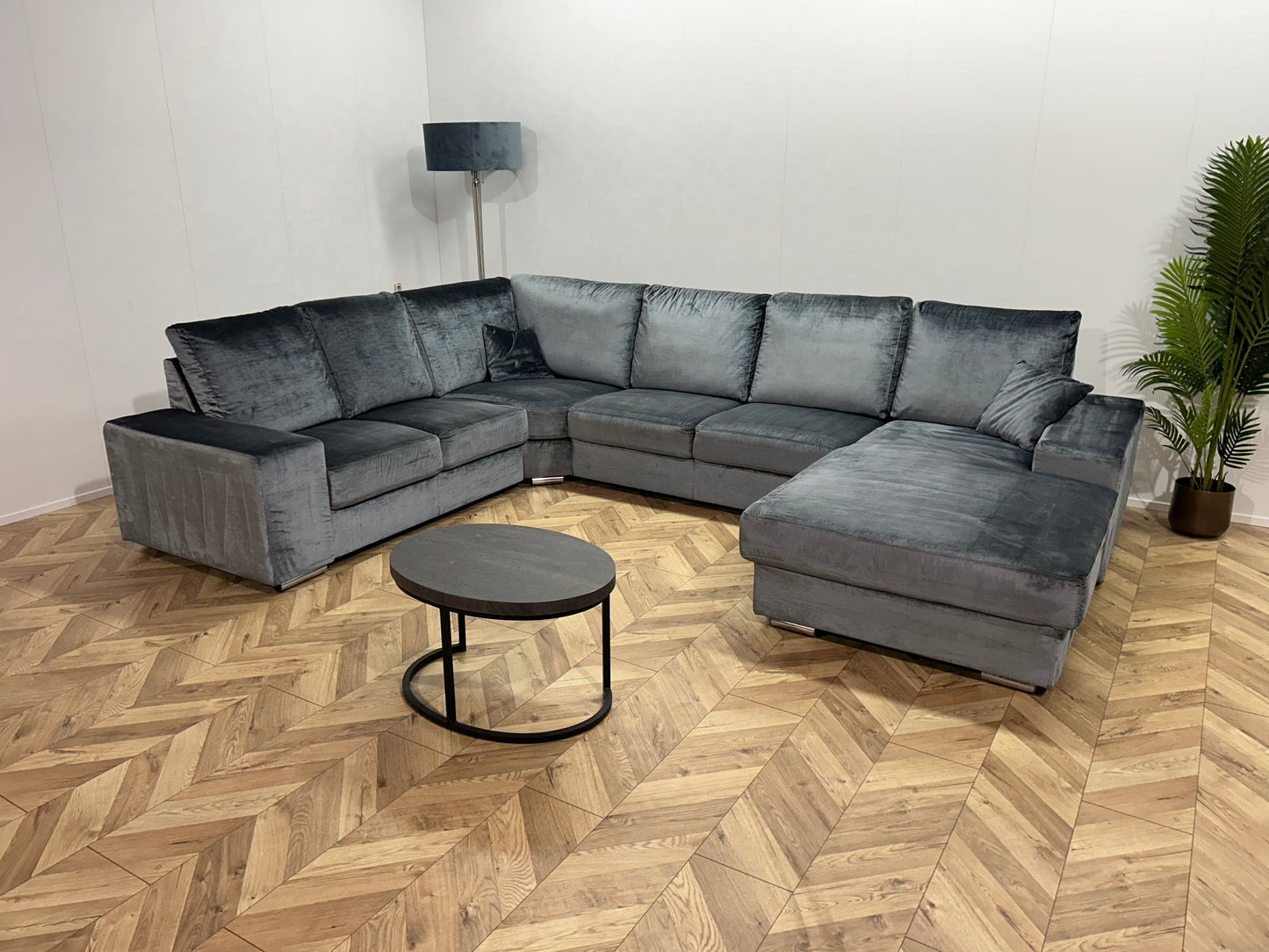 Licht Grijze Velvet U Bank ~ Losse Rugkussens Met Afneembare Hoezen