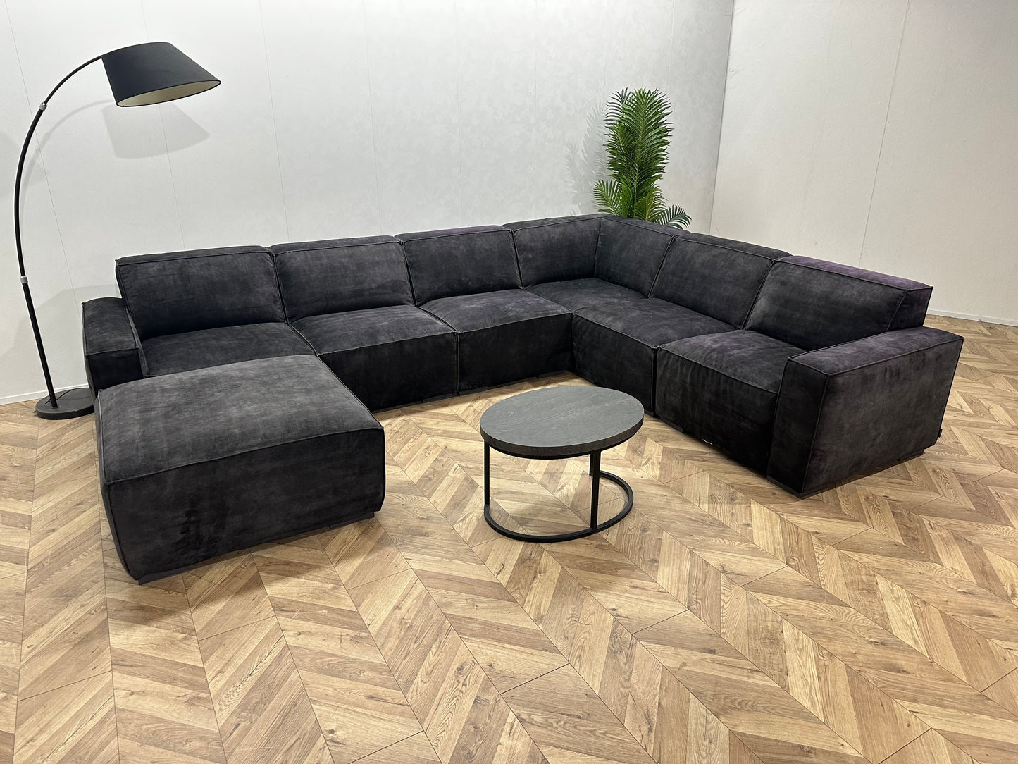 AvantGarde Antraciet Velvet U Bank ~ Vaste Kussens