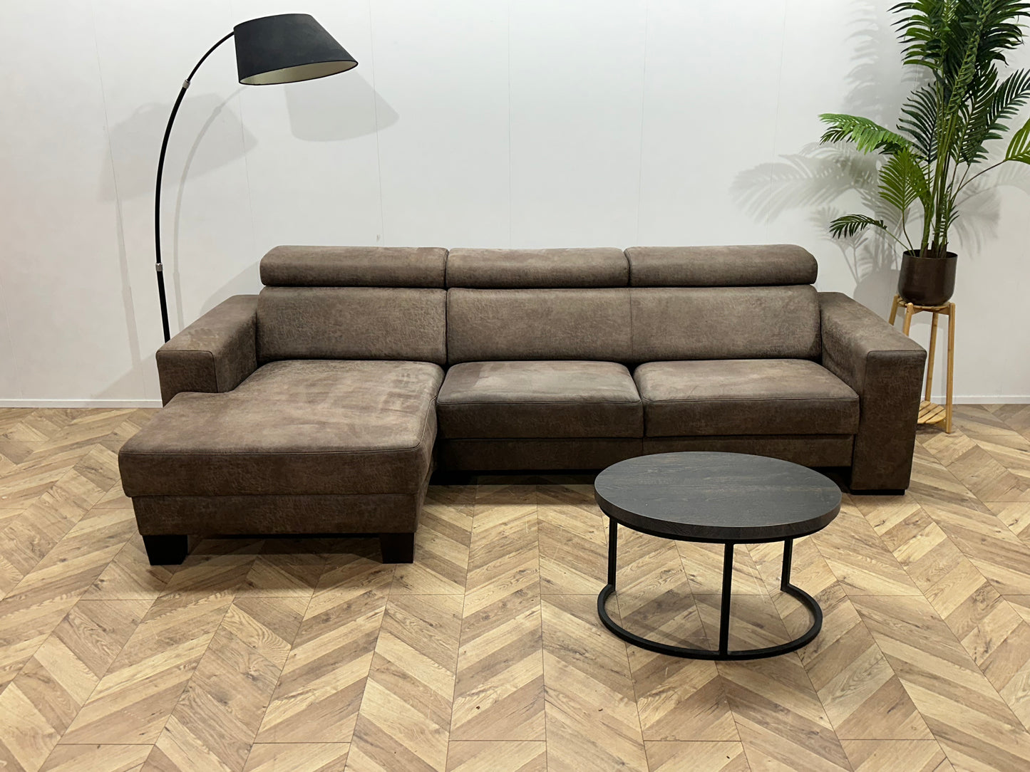 In.House Bruine Suède Stoffen Hoekbank ~ Verstelbare Hoofdsteunen