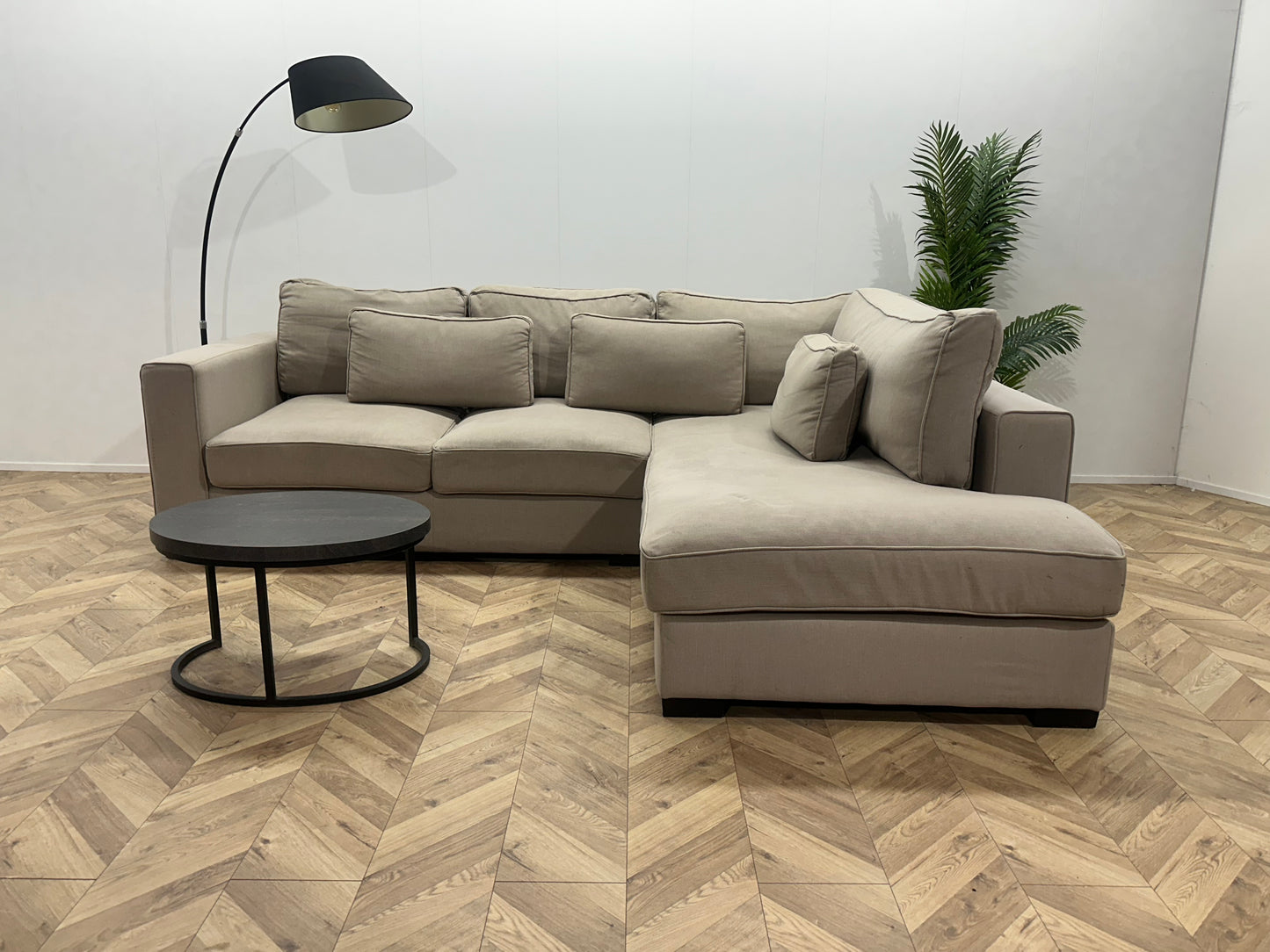 Beige Hoekbank ~ Losse Kussens Met Afneembare Hoezen