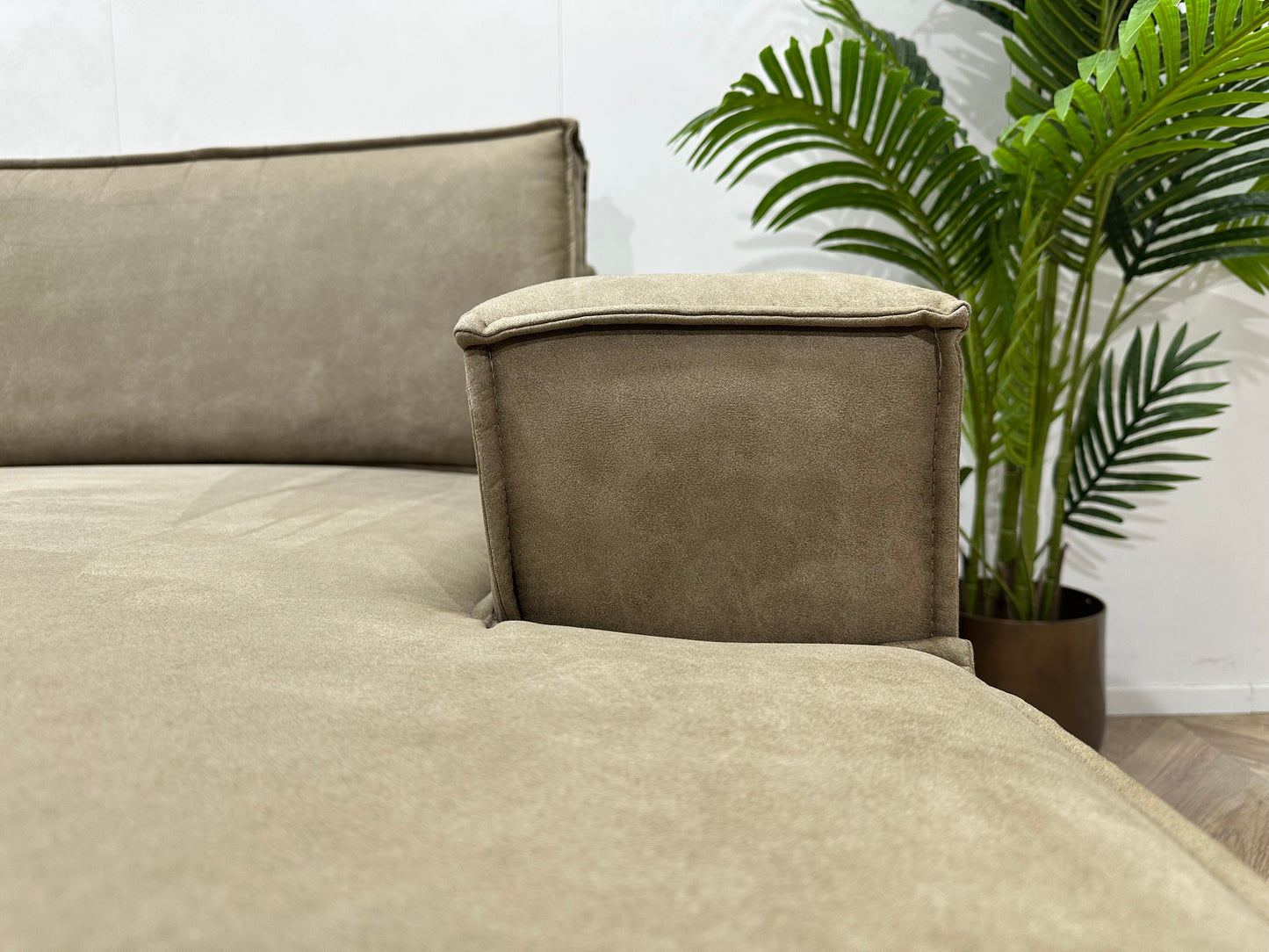 Olijf Groene Leather Look Hoekbank ~ Losse Rugkussens