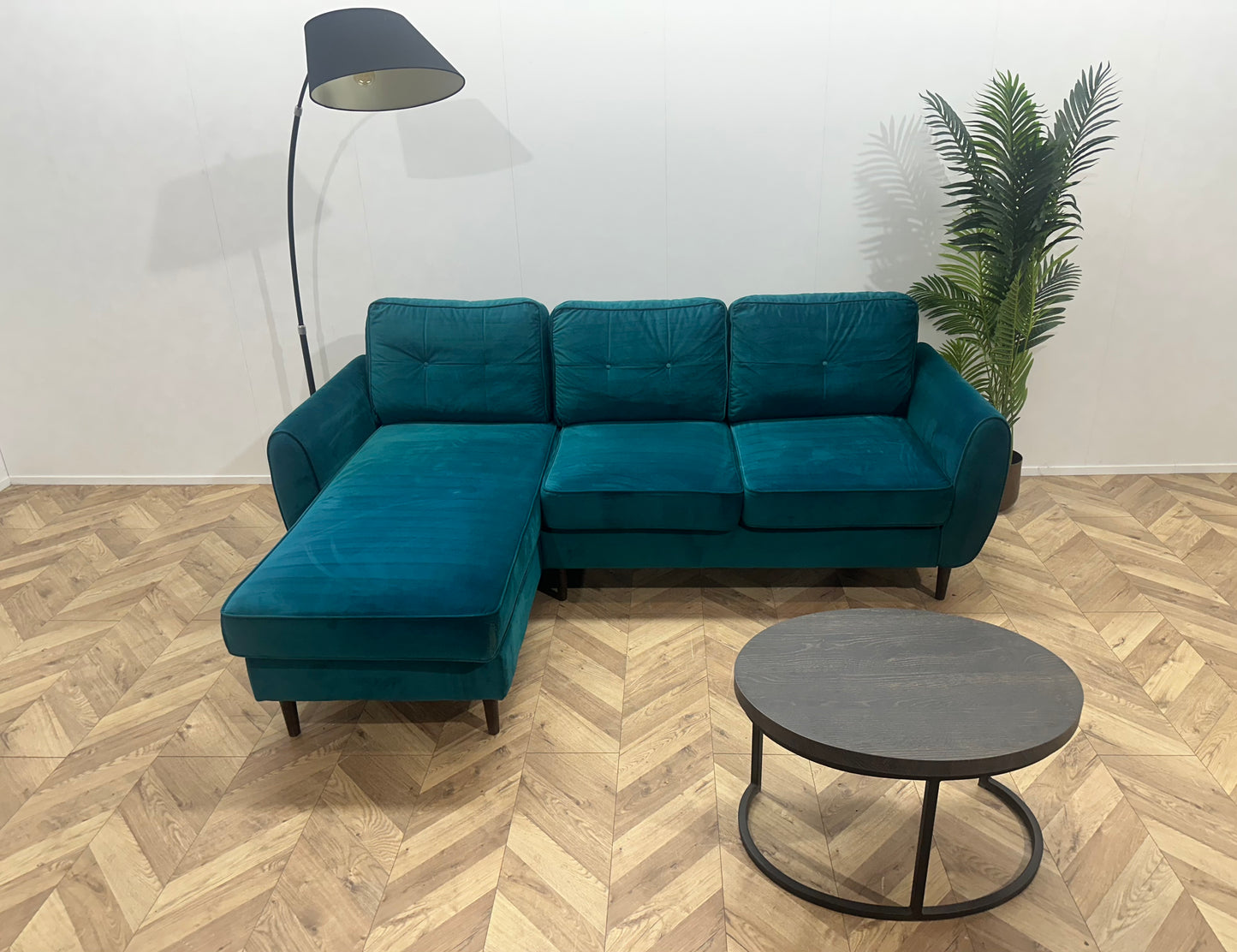 Blauwe Velvet Hoekbank ~ Losse Kussens Met Afneembare Hoezen