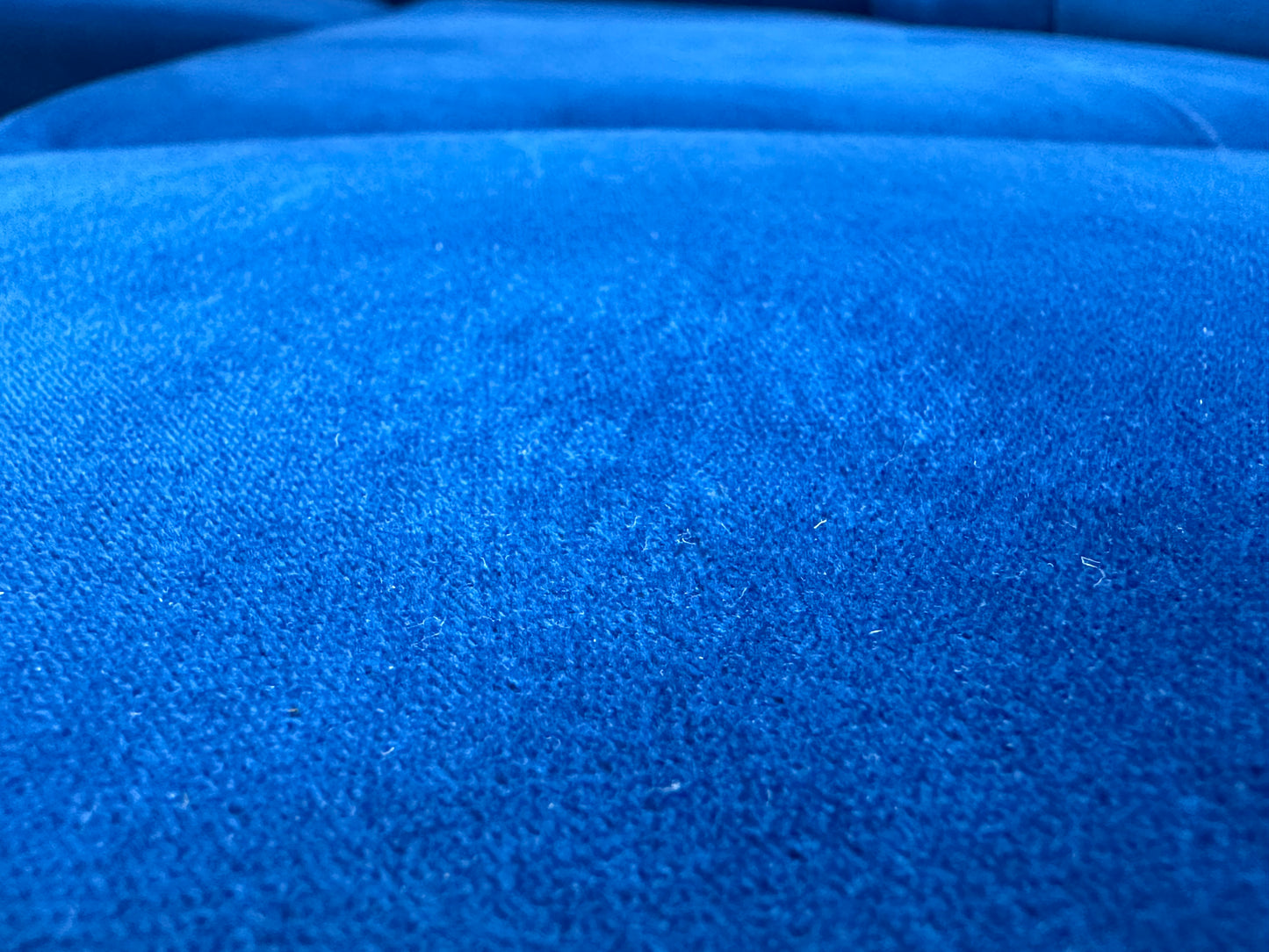 Blauwe Velvet Hoekbank ~ Slaapfunctie ~ Opbergruimte ~ Nieuwstaat