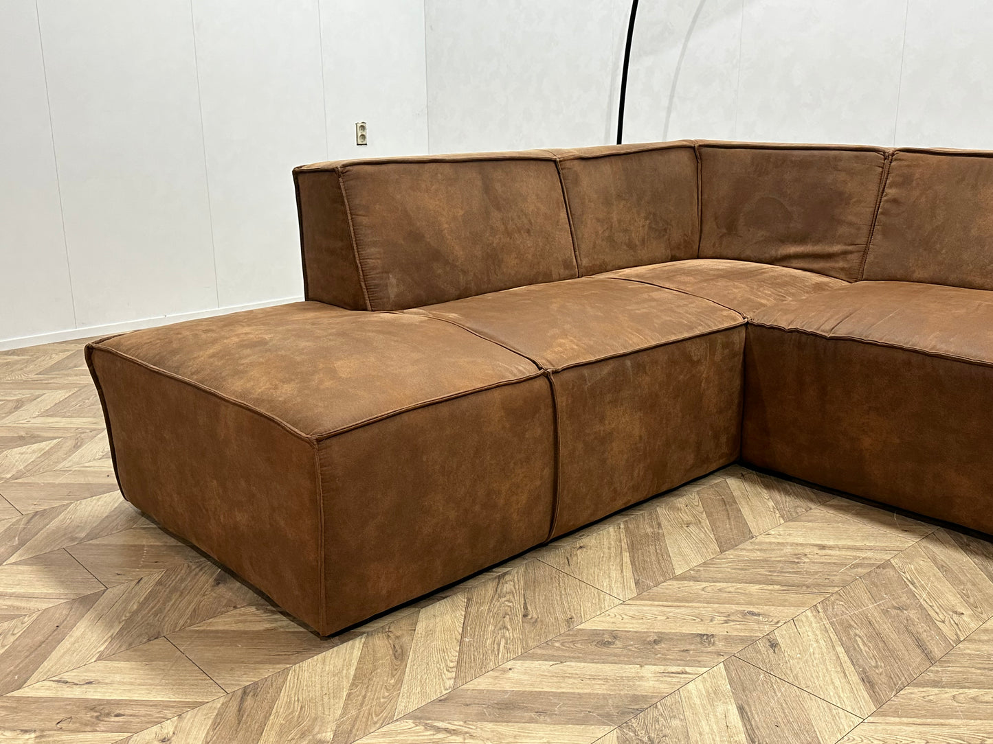 Cognac Bruine Suède Lederen Hoekbank ~ Vaste Kussens