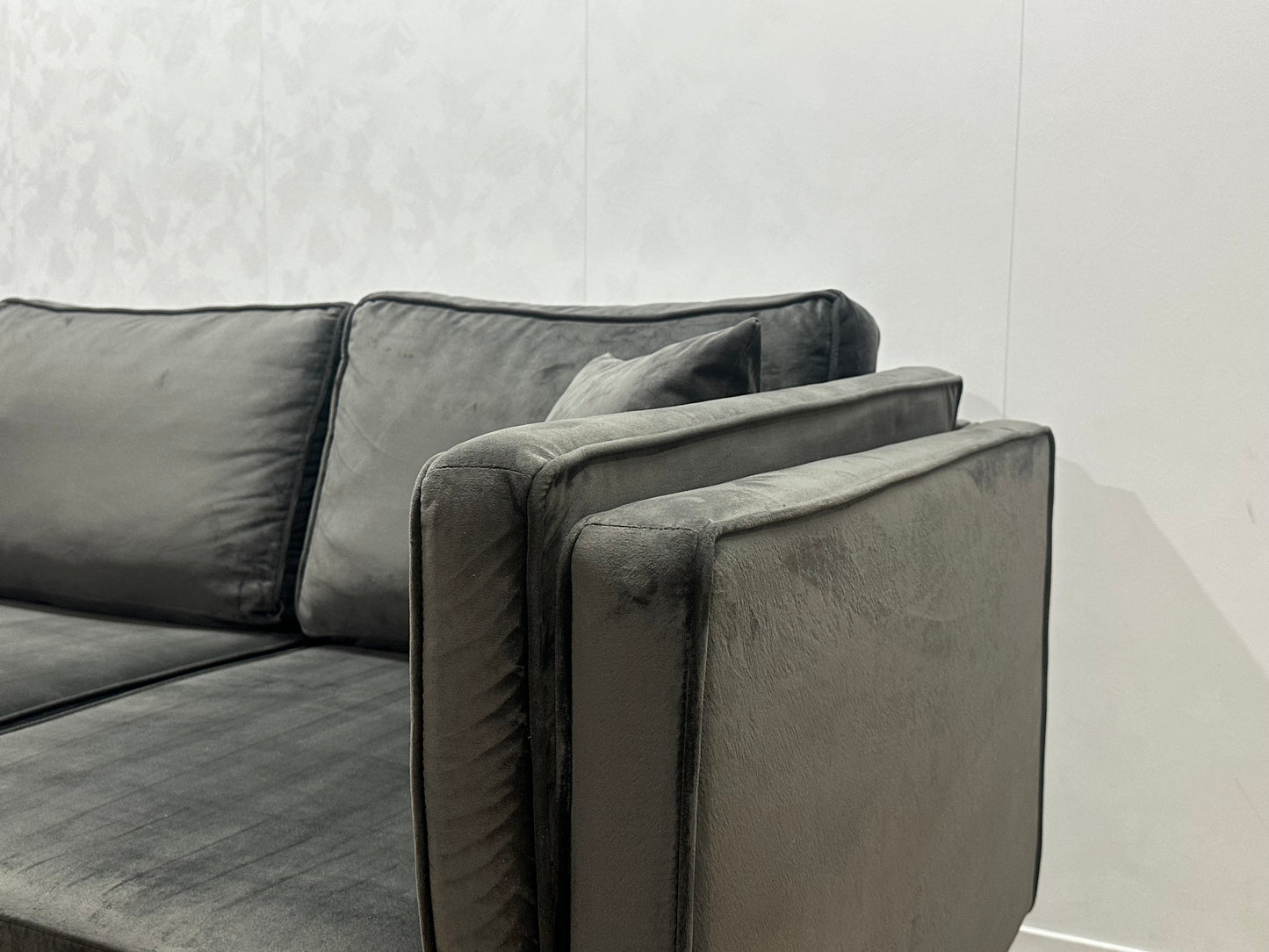 Antraciet Velvet Hoekbank ~ Losse Kussens Met Afneembare Hoezen
