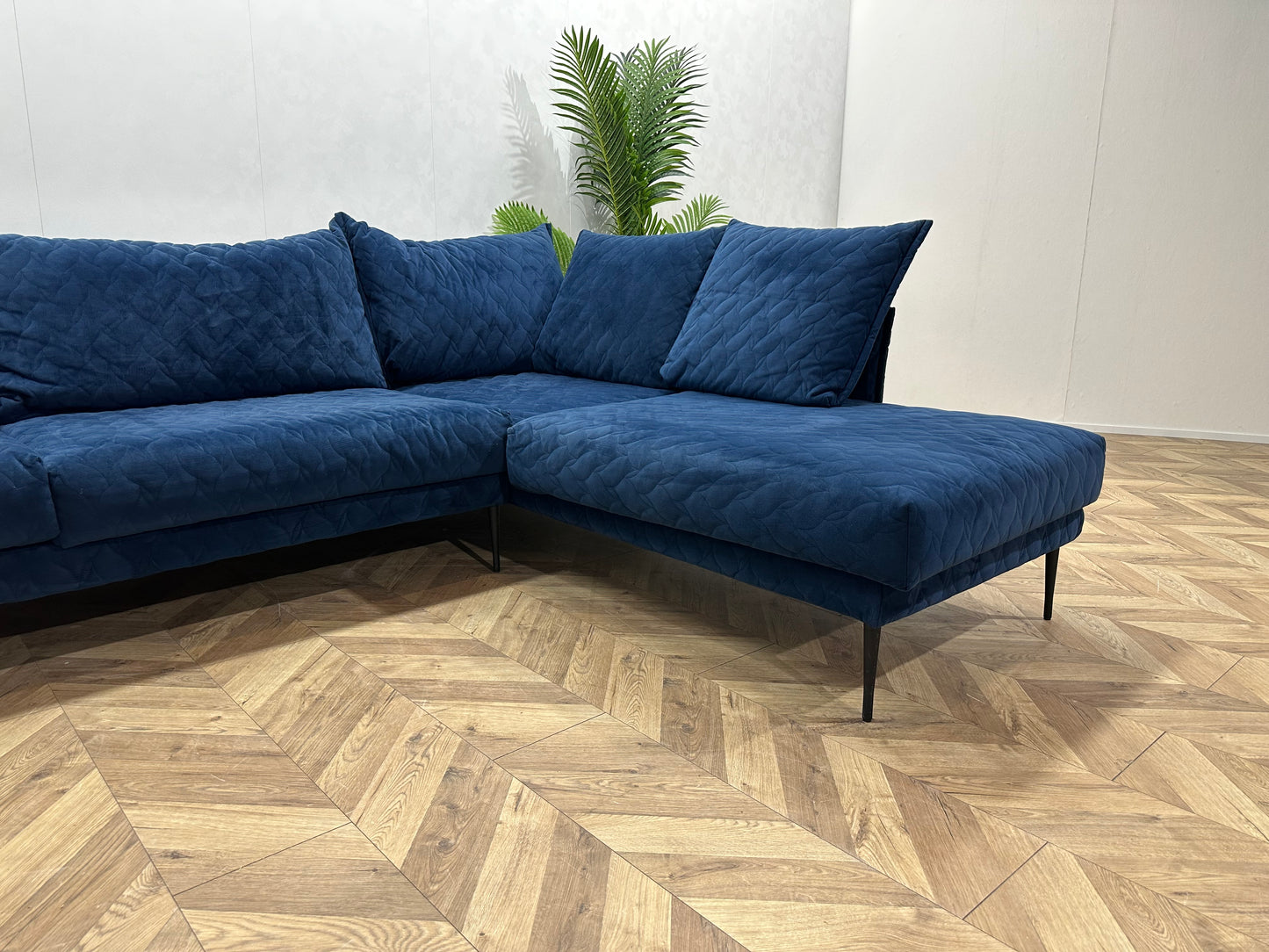 Donker Blauwe Velvet Hoekbank ~ Nieuwstaat