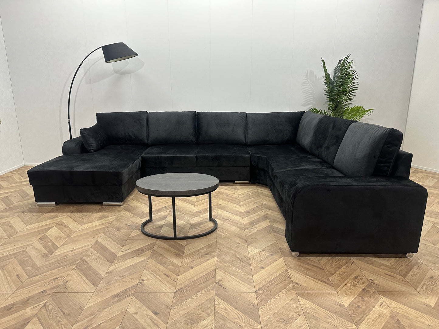 !Showroommodel! Zwart Velvet U Bank