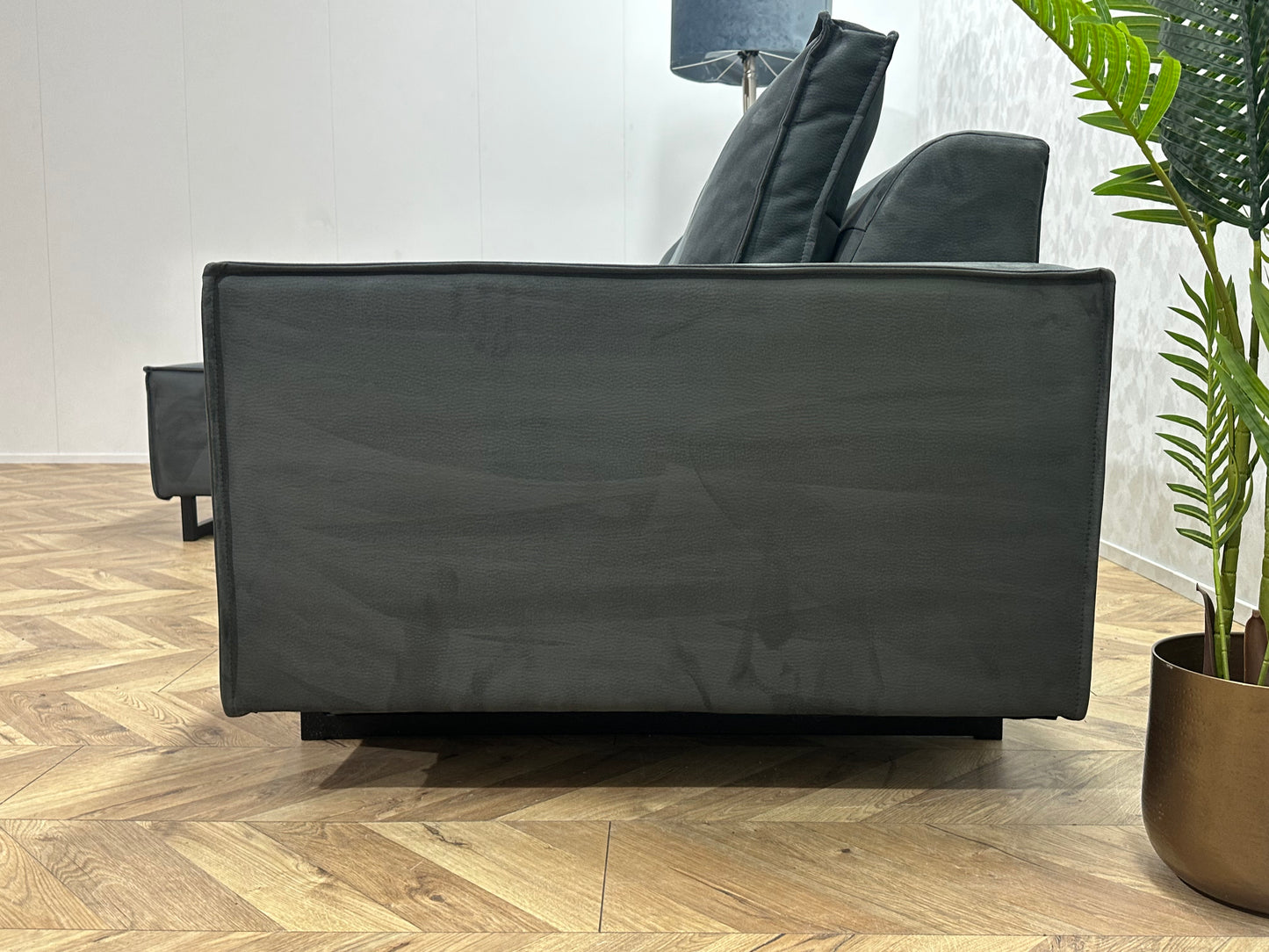 Donker Blauwe Suede Lederen Hoekbank ~ Losse Rugkussens Met Afneembare Hoezen