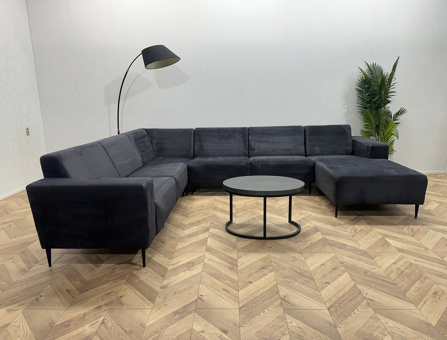 Antraciet Velvet U Bank ~ Vaste Kussens
