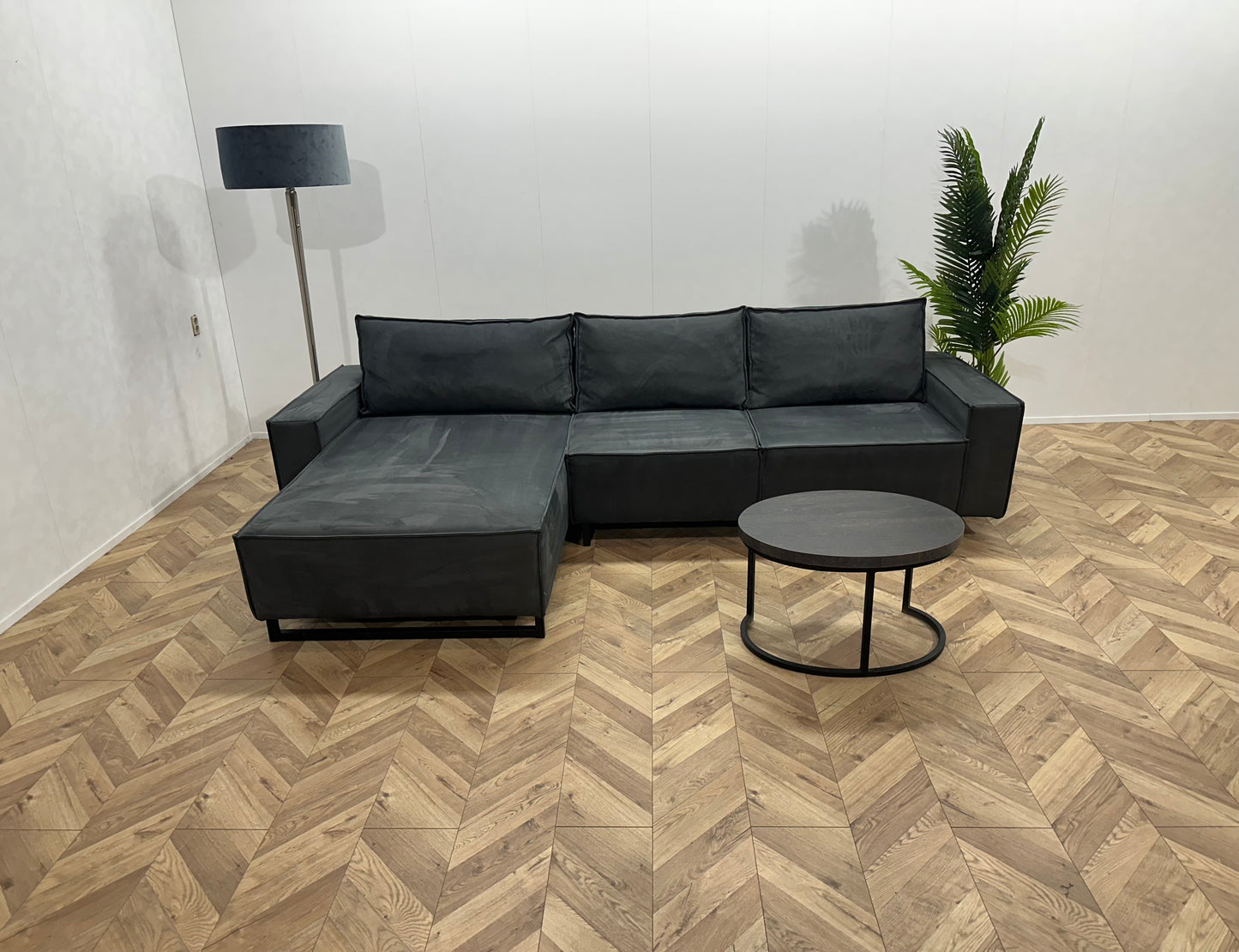 Donker Blauwe Suede Lederen Hoekbank ~ Losse Rugkussens Met Afneembare Hoezen
