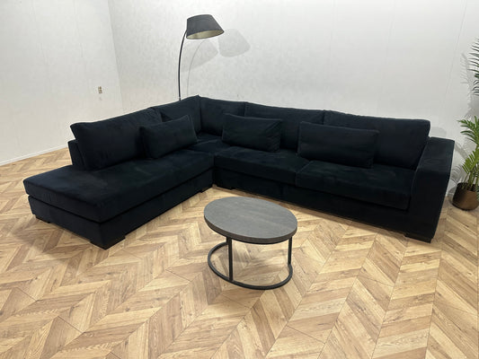 Zwart Velvet Hoekbank ~ Losse Kussens Met Afneembare Hoezen