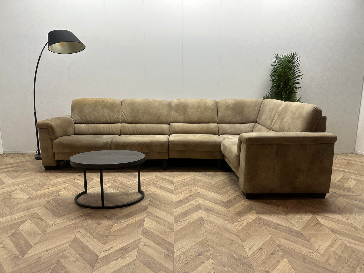 Licht Bruine Suede Lederen Hoekbank ~ Vaste Kussens