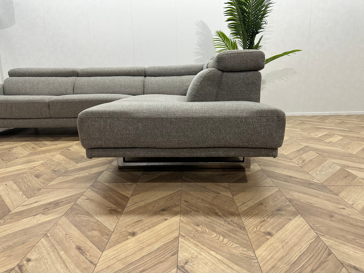Licht Grijze Design Hoekbank ~ Verstelbare Hoofdsteunen