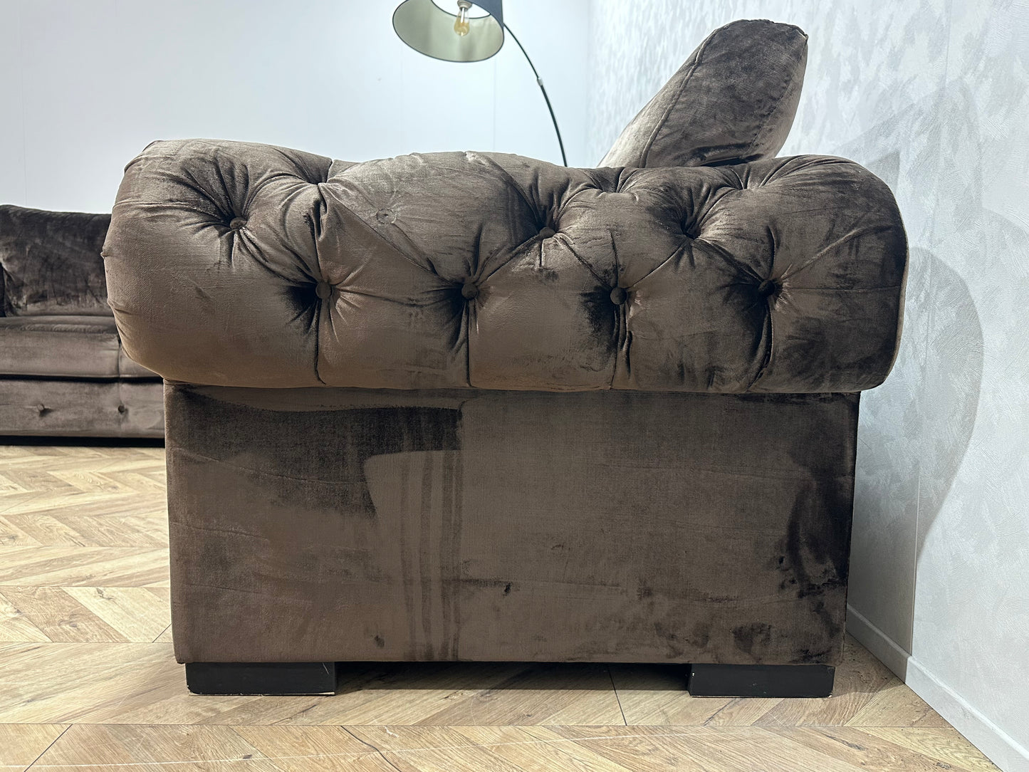 Eric Kuster Bruine Velvet Hoekbank ~ Losse Rugkussens Met Afneembare Hoezen