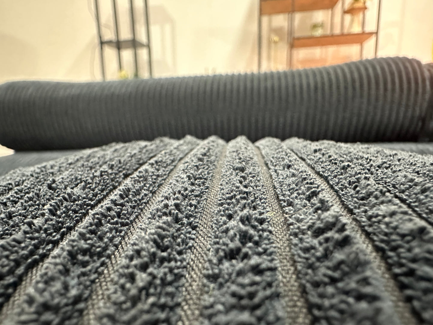 Zwart Ribstof Hoekbank ~ Verstelbare Hoofdsteunen