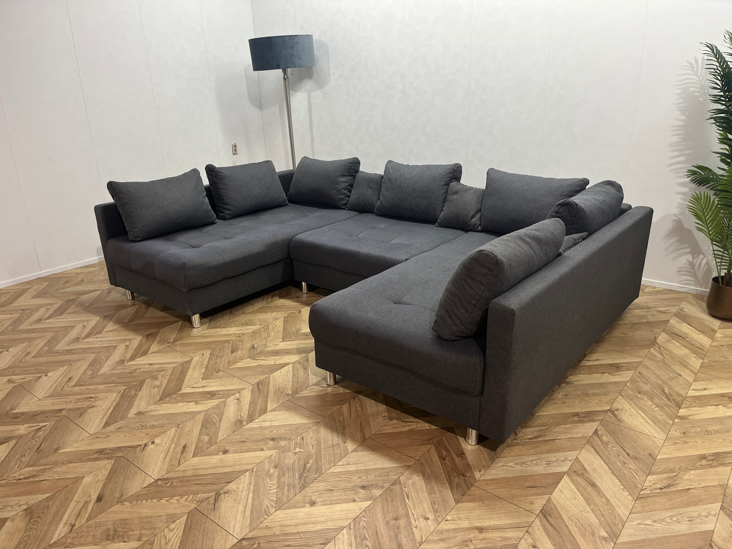 Antraciet U Bank ~ Losse Rugkussens Met Afneembare Hoezen