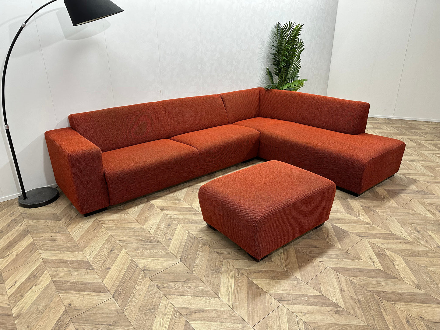 Bruin\Rode Montèl Hoekbank Inc Hocker ~ Vaste Kussens