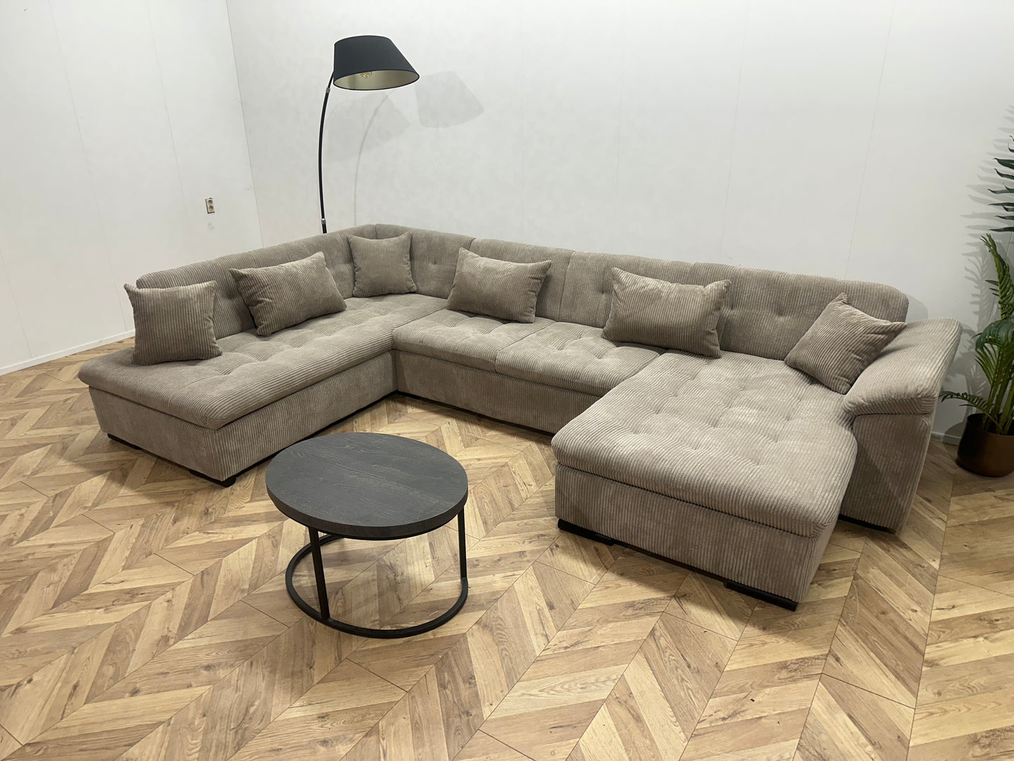 !Showroommodel! Grijze Ribstof U Bank