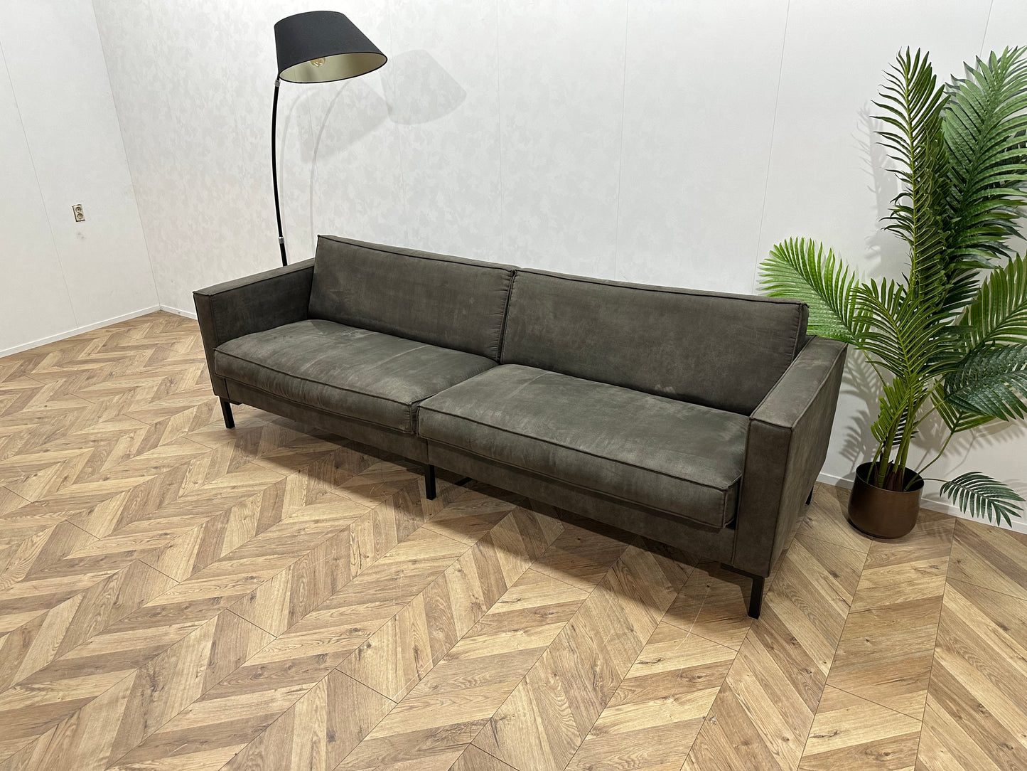 Antraciet Velvet 2.5-Zits Bank ~ Losse Kussens Met Afneembare Hoezen