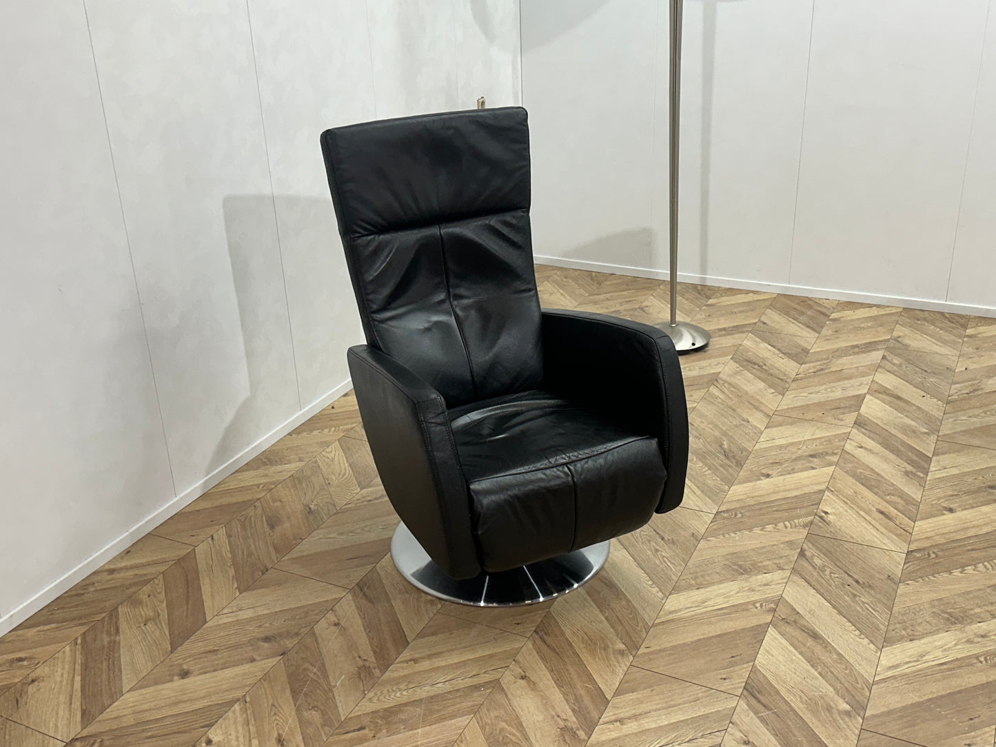 Zwarte Echt Lederen 4-Zits Bank Inc Fauteuil ~ Verstelbare Stoffen Hoofdsteunen