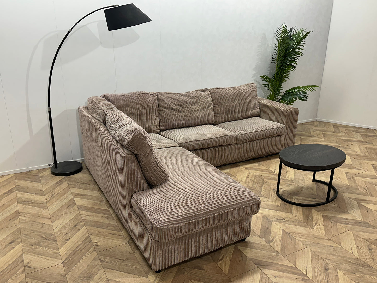 Beige Ribstof Hoekbank ~ Losse Kussens Met Afneembare Hoezen