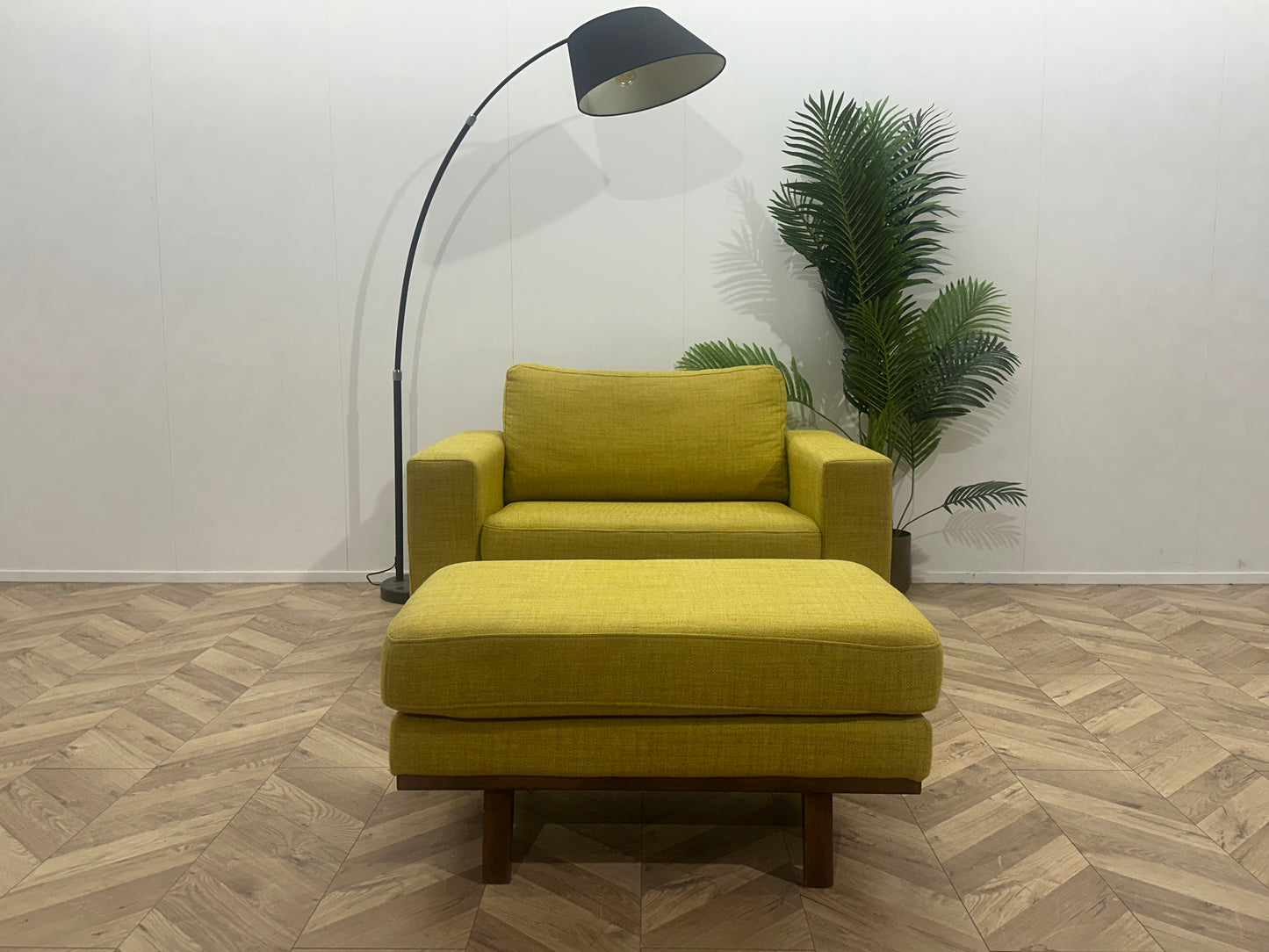 Gele Fauteuil Inc Hocker ~ Losse Kussens Met Afneembare Hoezen