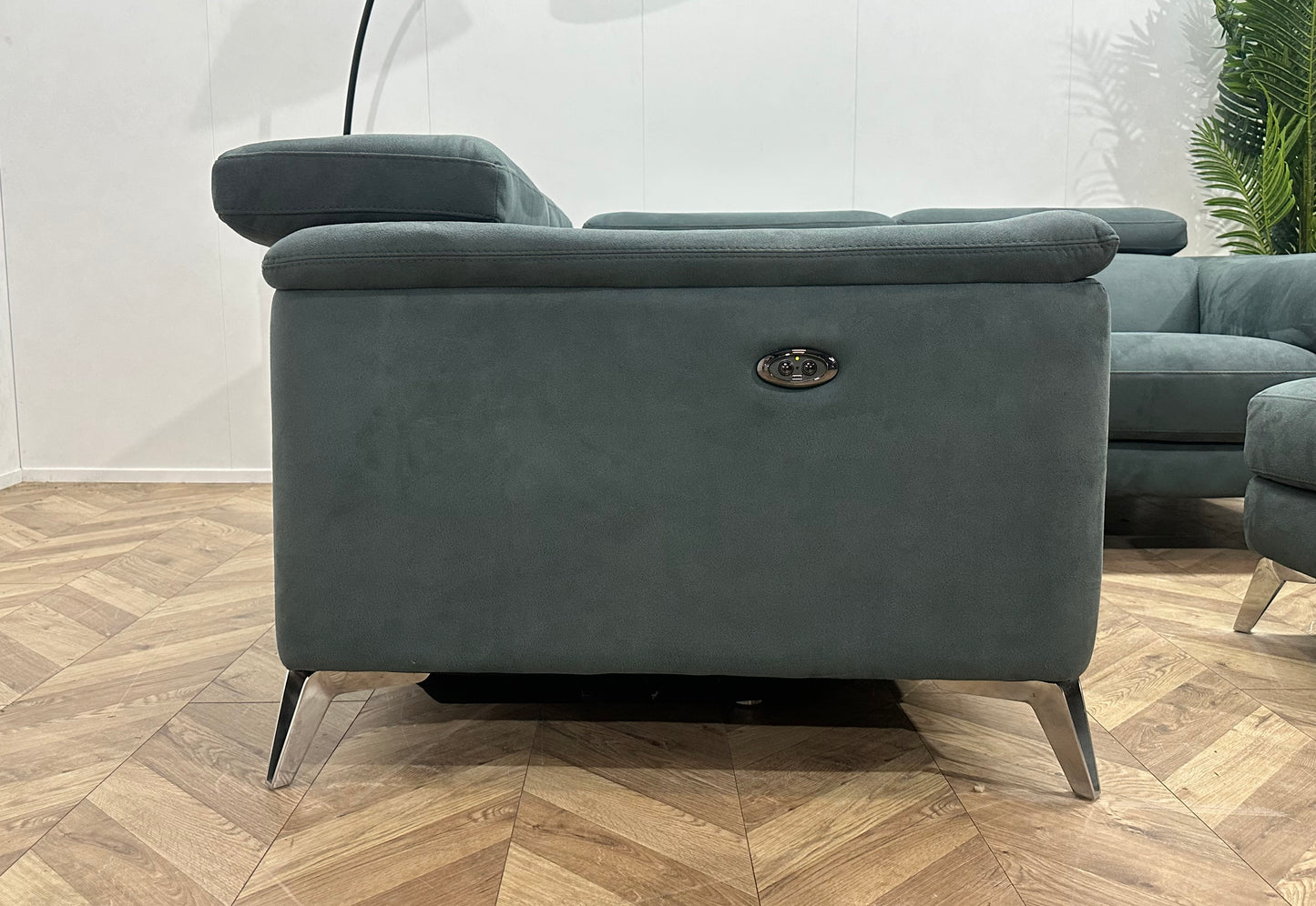 Blauwe/Grijze Suède Stoffen Hoekbank Inc Hocker ~ Elektrische Verstelbaar ~ Nieuwstaat