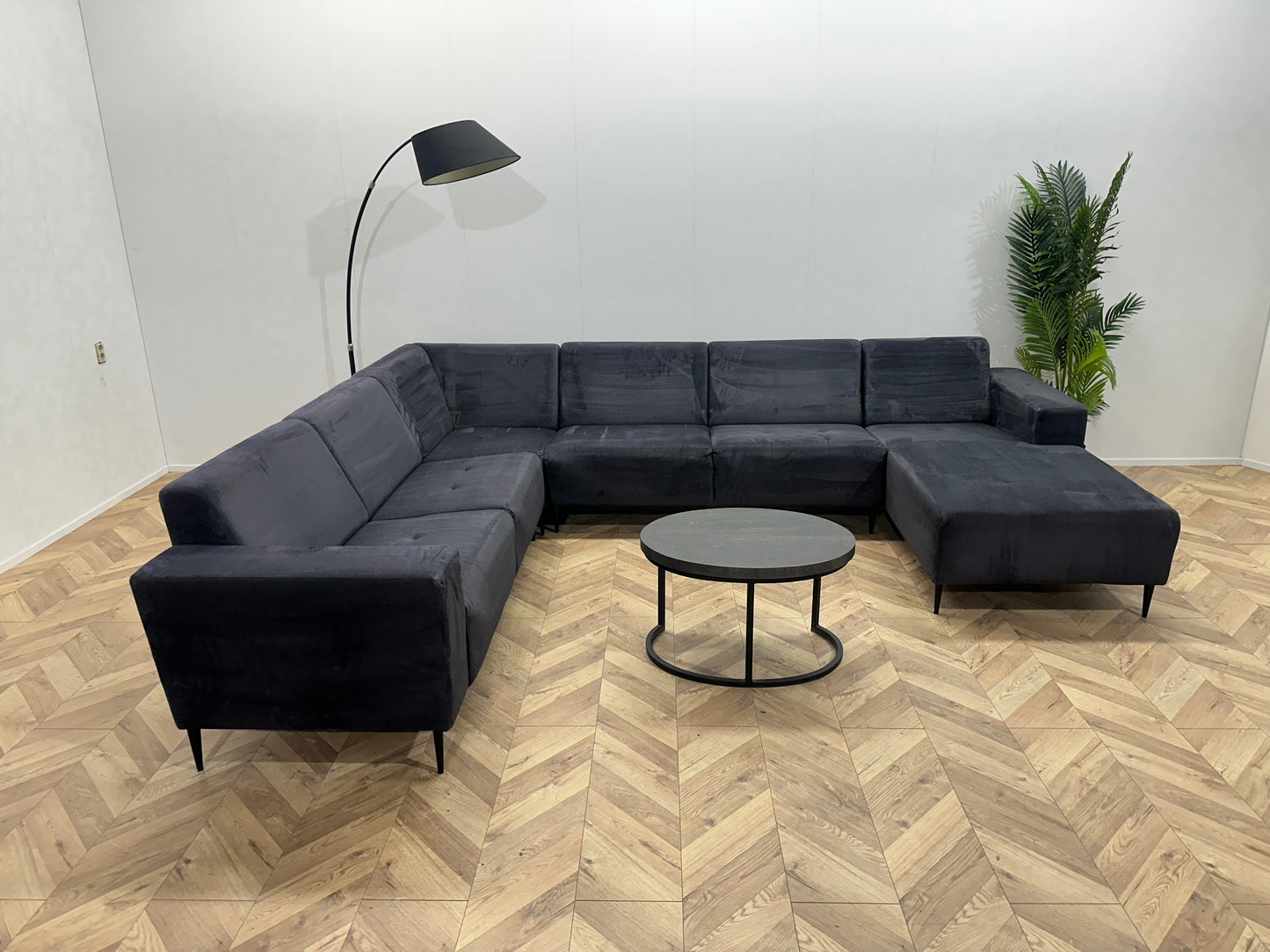 Antraciet Velvet U Bank ~ Vaste Kussens