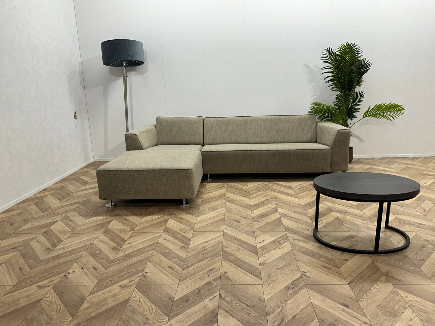 Goossens Beige Hoekbank ~ Vaste Kussens