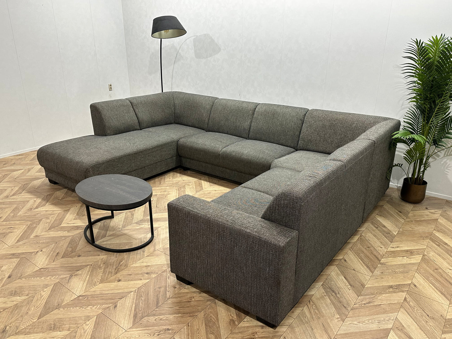 Grijze U Bank ~ Vaste Kussens