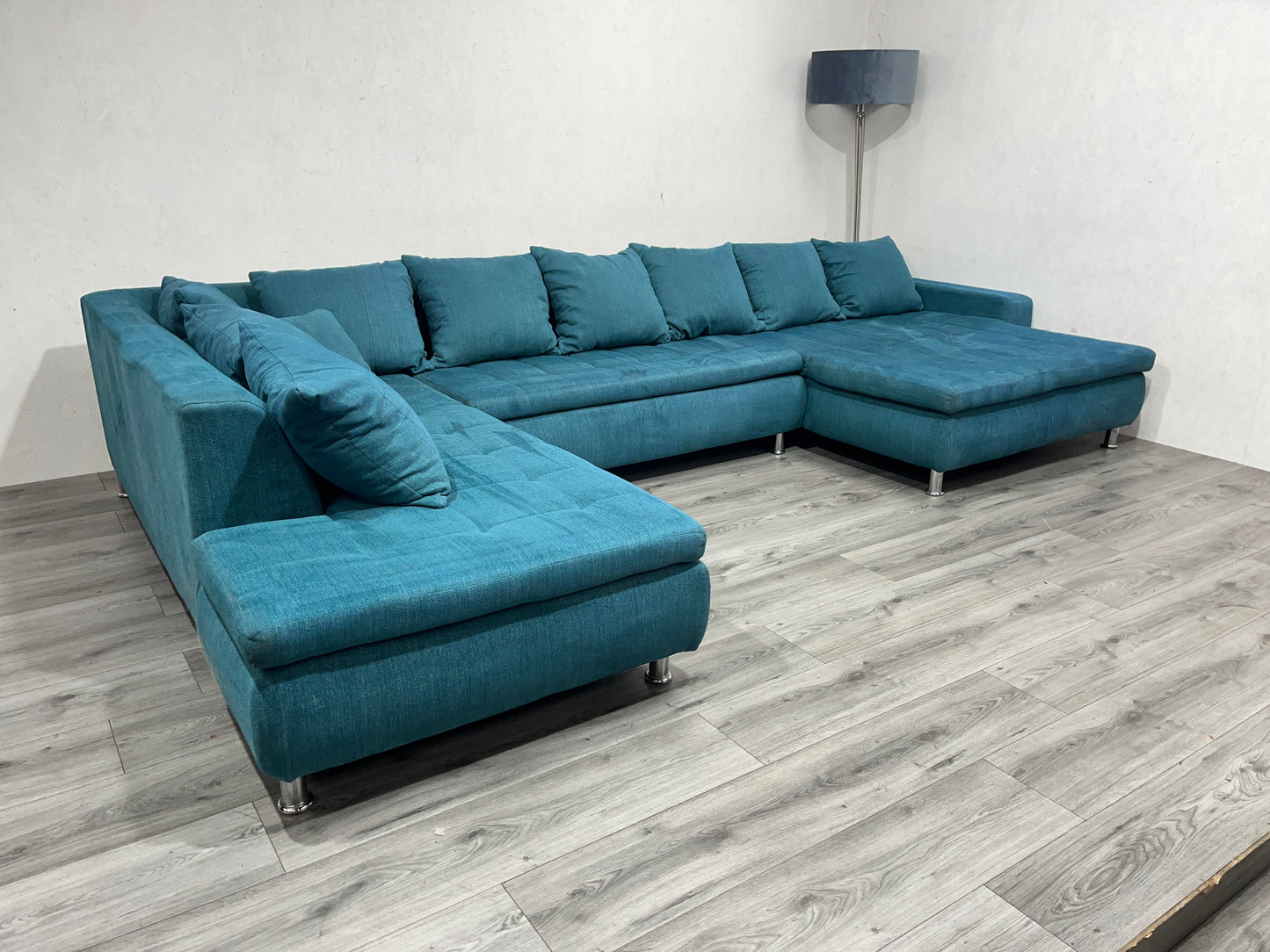 Ruime Blauwe U Bank