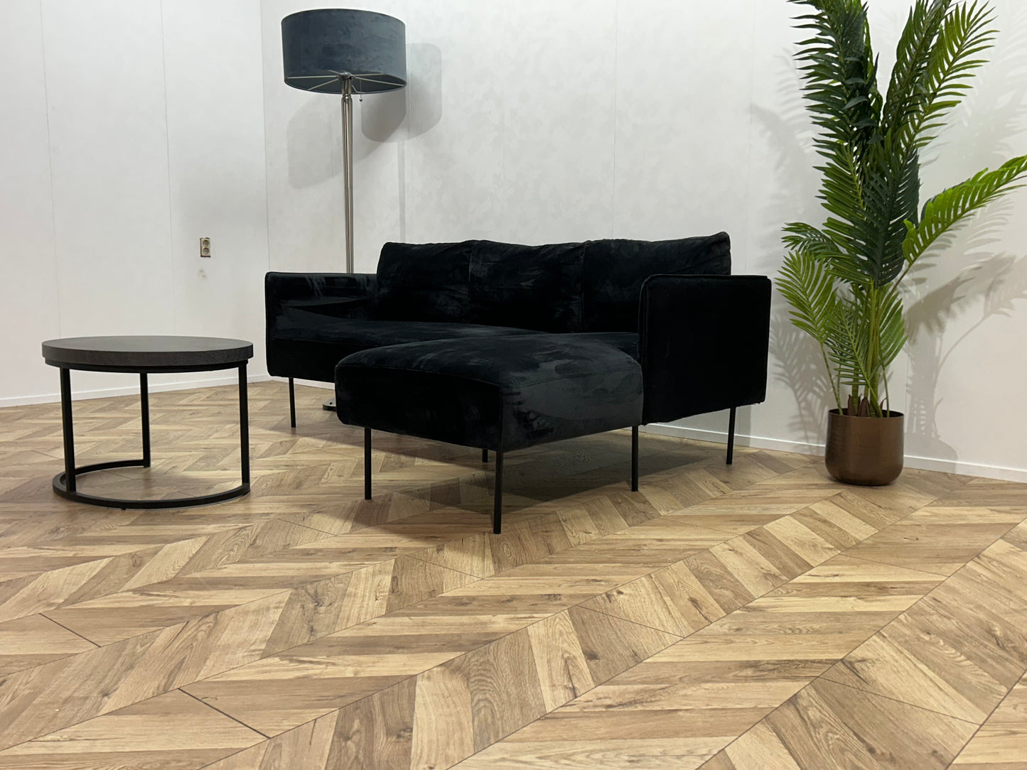 Zwarte Velvet Hoekbank ~ Losse Kussens Met Afneembare Hoezen
