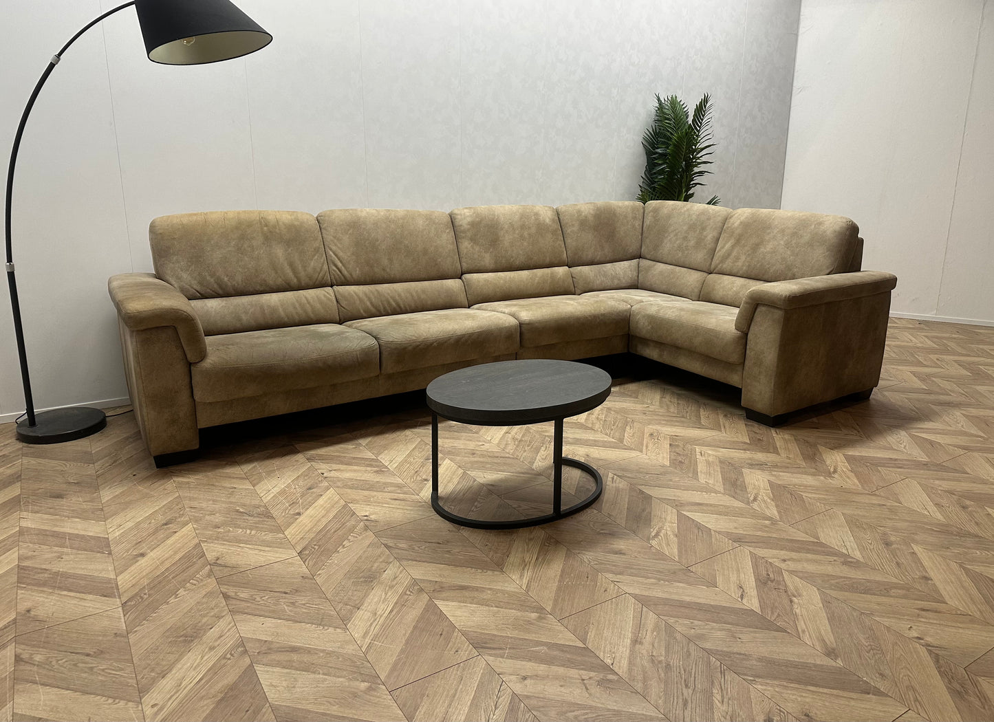 Licht Bruine Suede Lederen Hoekbank ~ Vaste Kussens