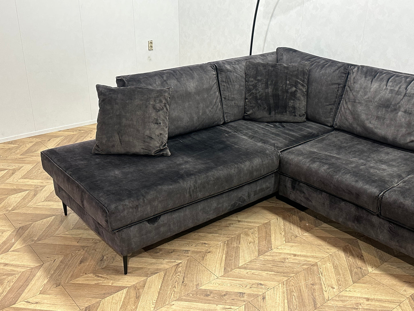 Antraciet Velvet Hoekbank ~ Losse Kussens Met Afneembare Hoezen