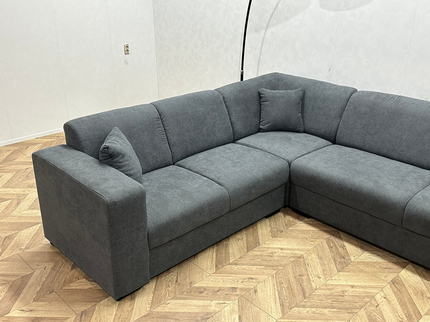 !Showroommodel! Antraciet Suède Stoffen Hoekbank