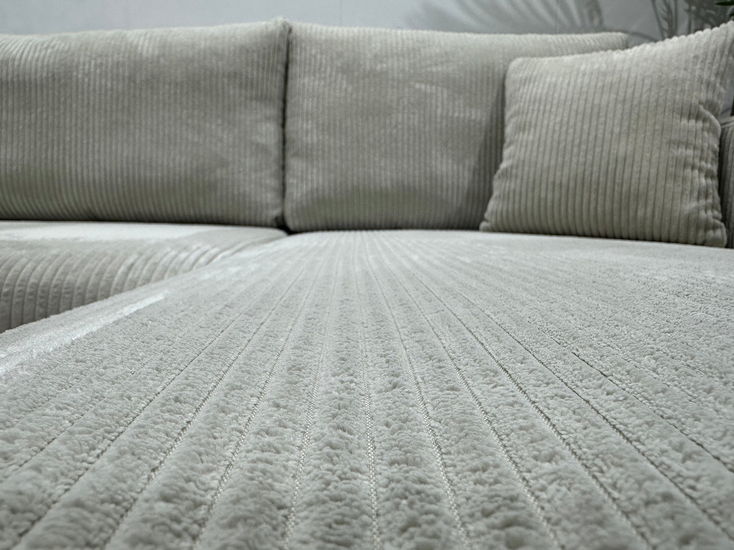 !Showroommodel! Witte Ribstof Hoekbank