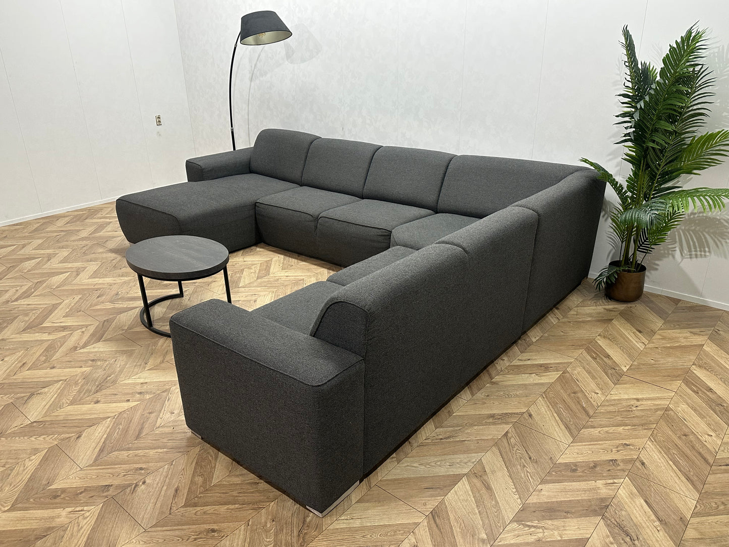 Grijze U Bank ~ Vaste Kussens