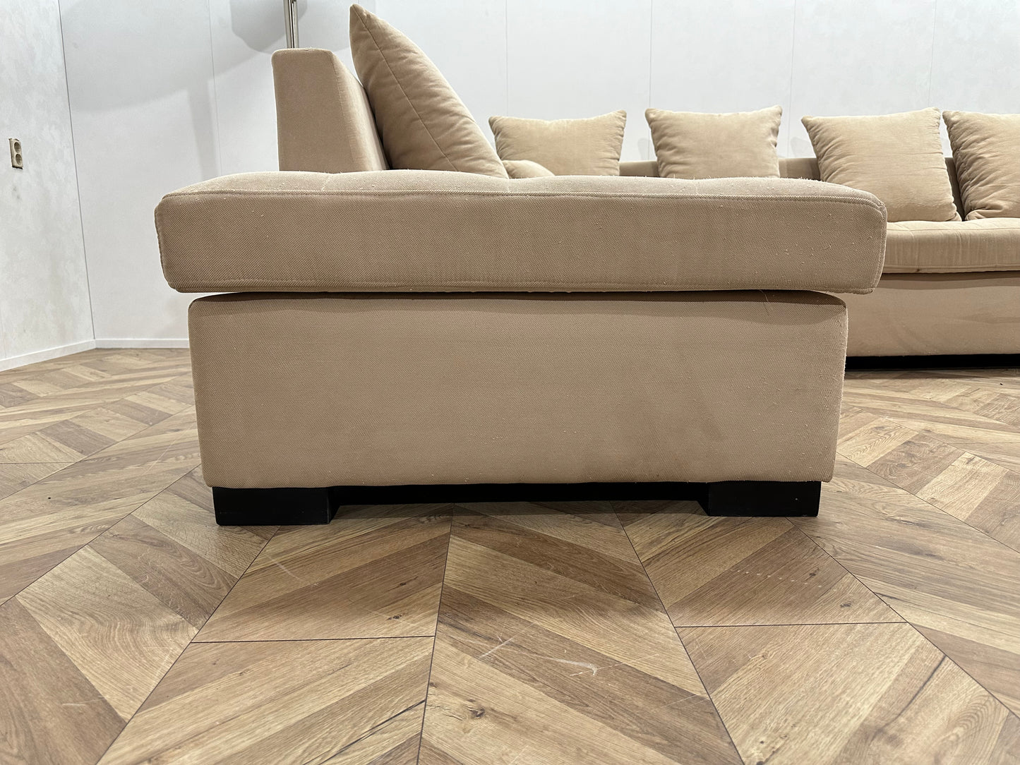 Beige Hoekbank ~ Losse Kussens Met Afneembare Hoezen