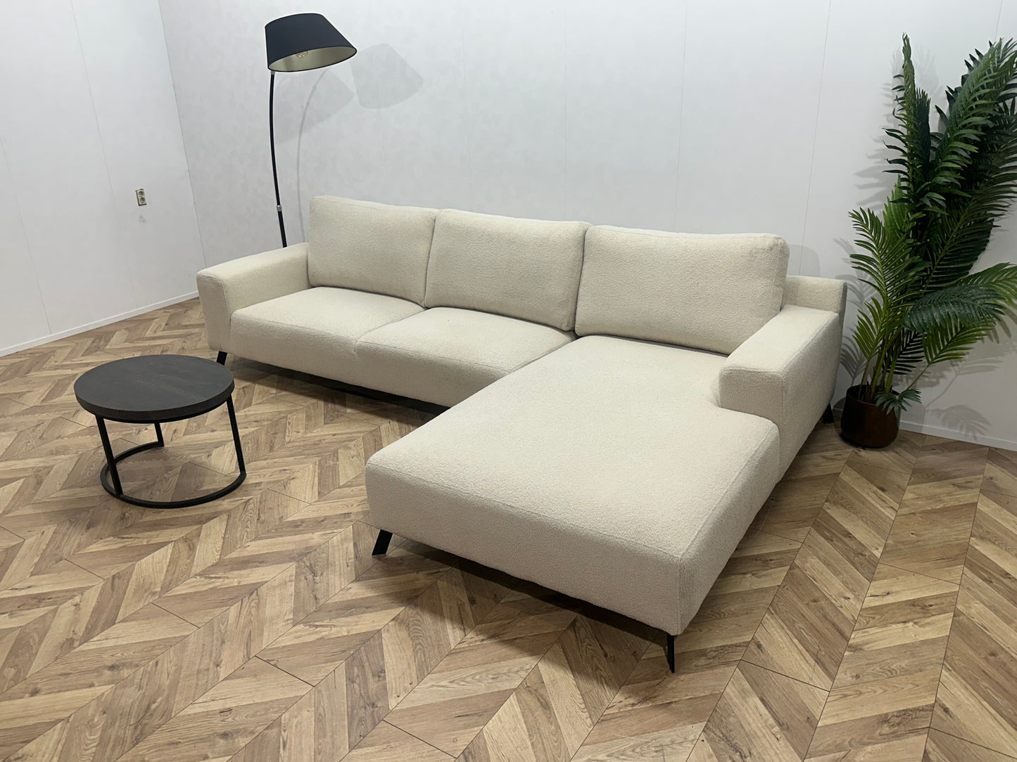 !Showroommodel! Crème Bouclé Stoffen Hoekbank