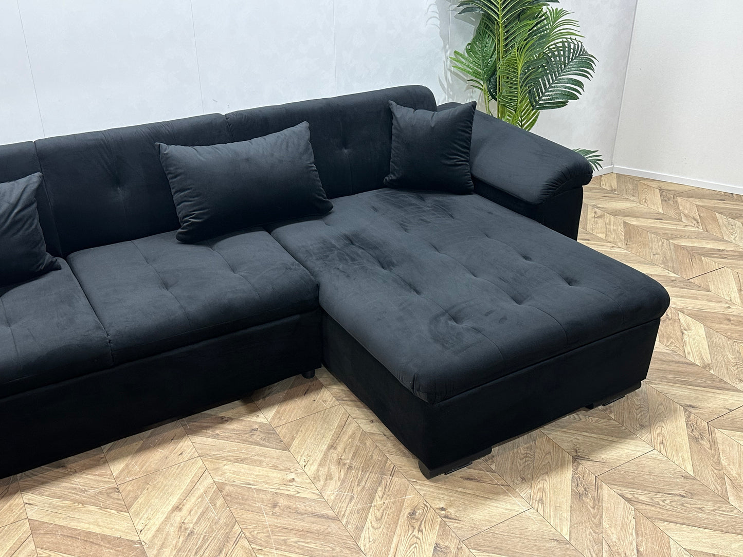 !Showroommodel! Zwart Velvet U Bank