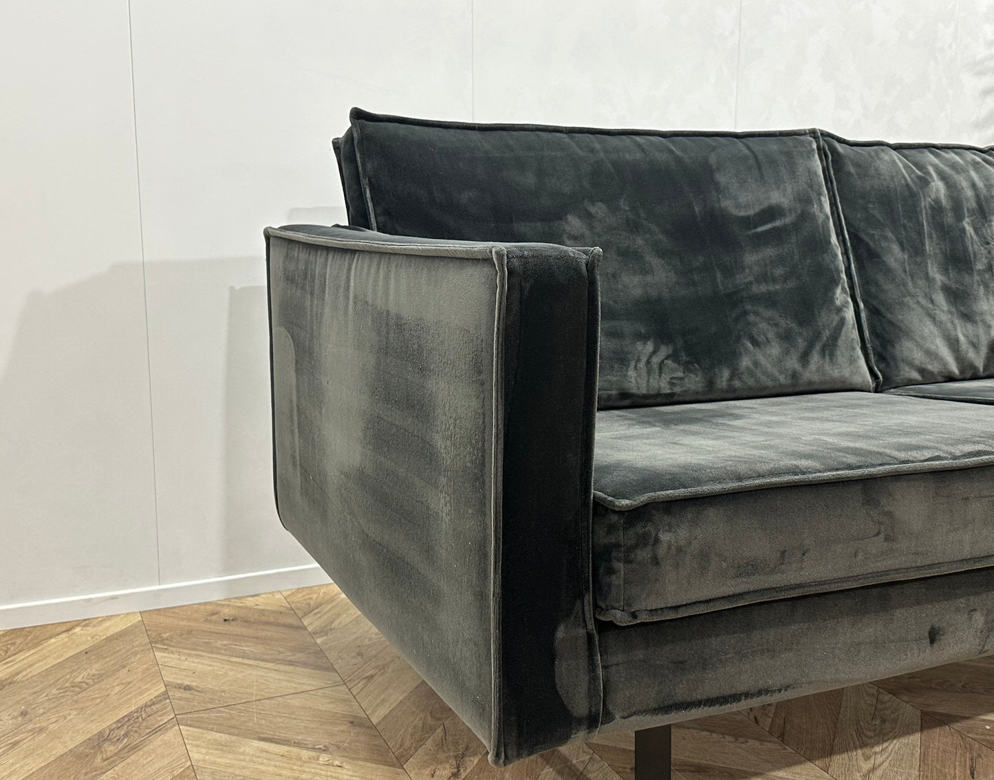 Be Pure Antraciet Velvet 2.5-Zits Bank ~ Losse Kussens Met Afneembare Hoezen