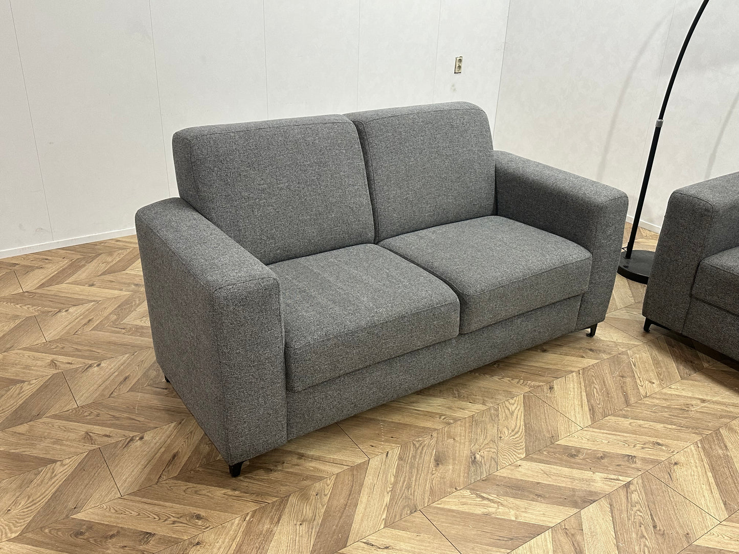 Grijze Banken Set Inc Hocker ~ Vaste Kussens