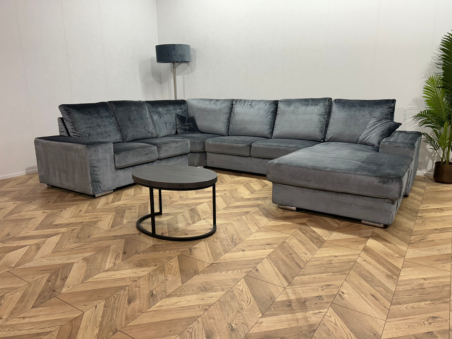 Licht Grijze Velvet U Bank ~ Losse Rugkussens Met Afneembare Hoezen