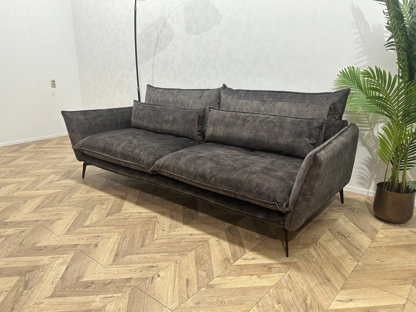 Antraciet Velvet 2.5-Zits Bank Inc Hocker ~ Losse Kussens Met Afneembare hoezen