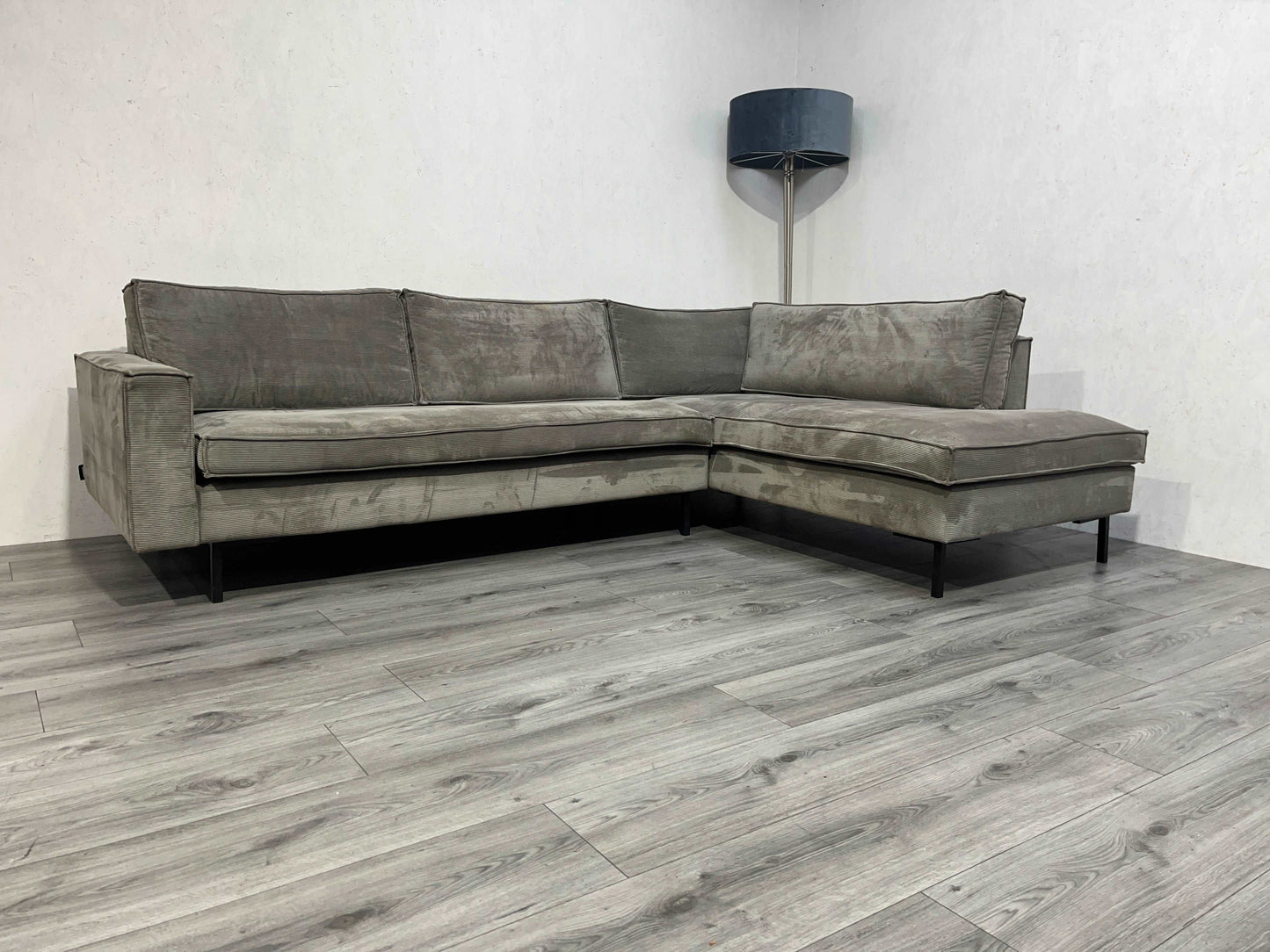 Licht Grijze Wood Ribstof Hoekbank ~ Nieuwstaat - Banken Bazaar