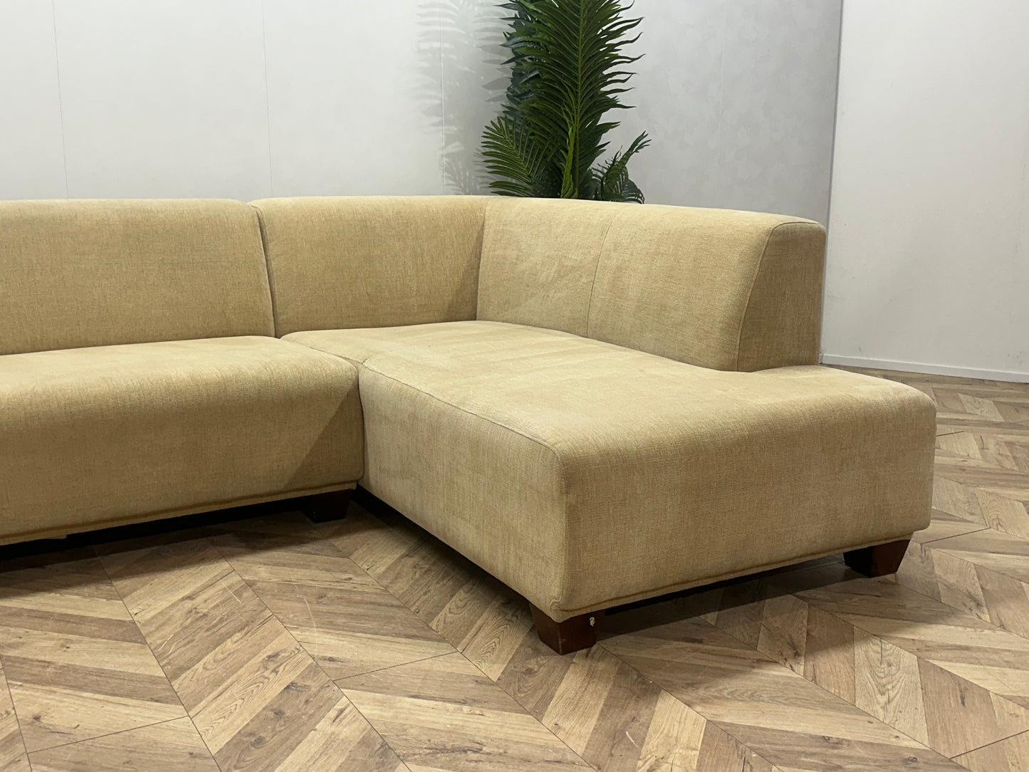 Montèl Beige Ruime U Bank ~ Vaste Kussens