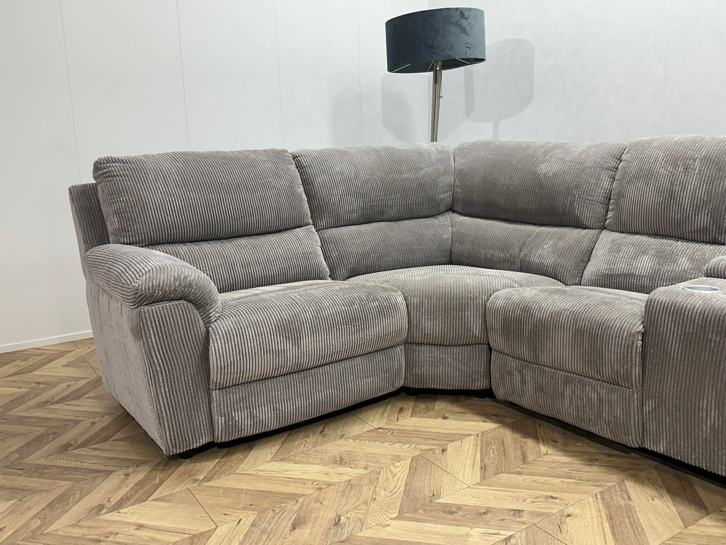 Licht Grijze Ribstof U Bank ~ Relaxfunctie ~ Kleine Opbergruimte ~ Nieuwstaat